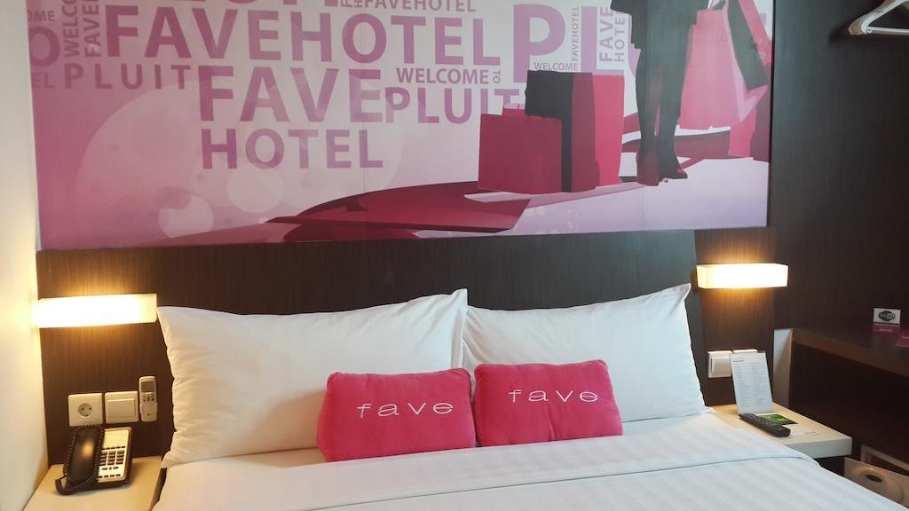 Favehotel Pluit Junction Jakarta Exterior foto
