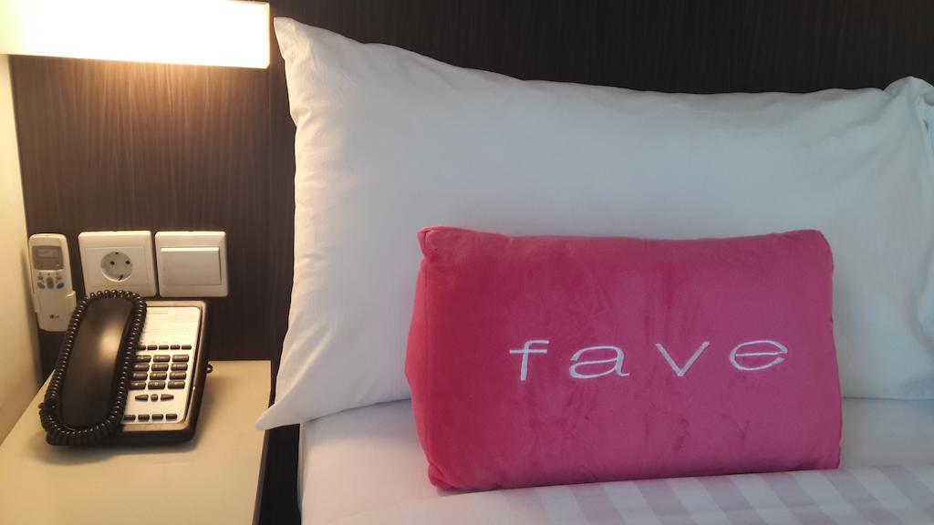 Favehotel Pluit Junction Jakarta Exterior foto